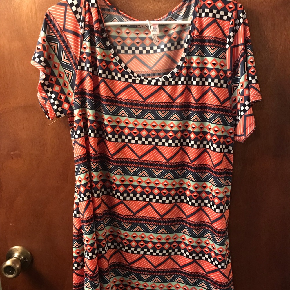 perfect Tee - Lularoe